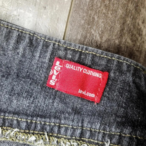 Vintage Levi's Side Slit Jean Skirt Misses Size 8 Black Distressed Raw Hem - Picture 7 of 14